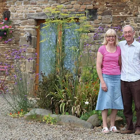 Grange Restauree Avec Jardin, Animaux Acceptes, Wifi Inclus - Fr-1-497-63 L'Epinay-le-Comte